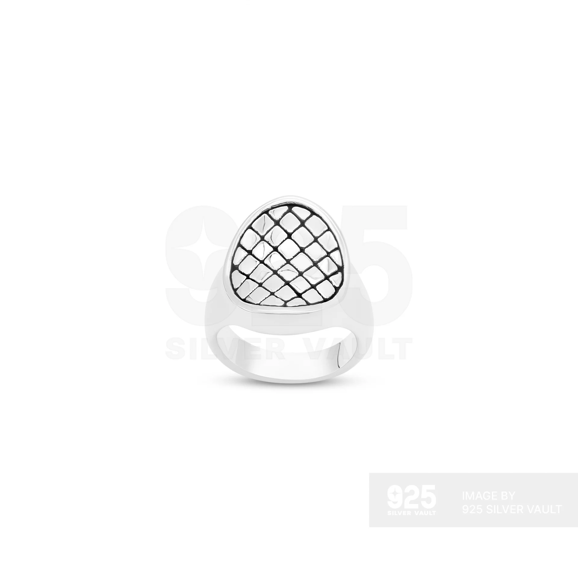 Cushion Mesh Pattern Signet Ring