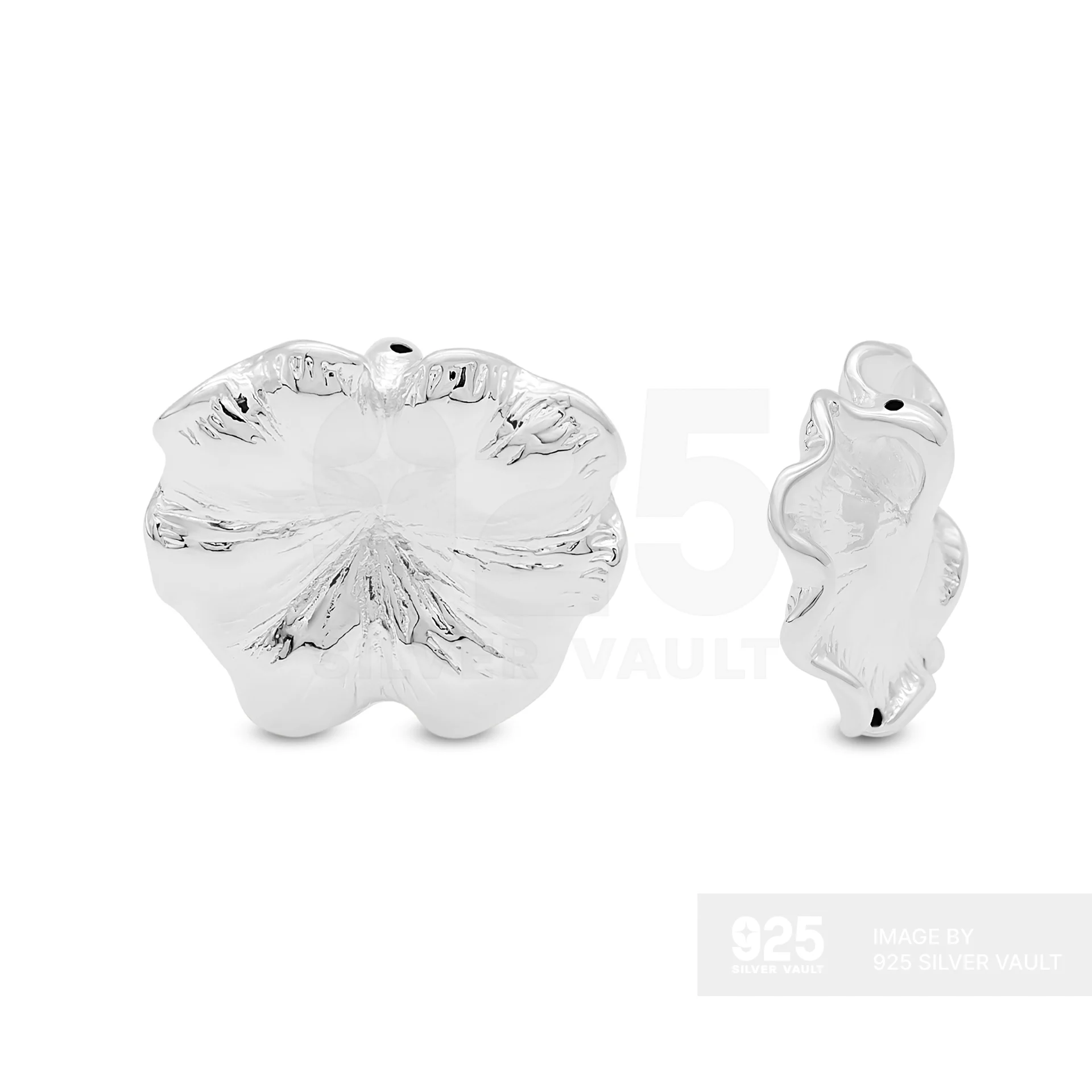 Ruffled Round Leaf Pendant